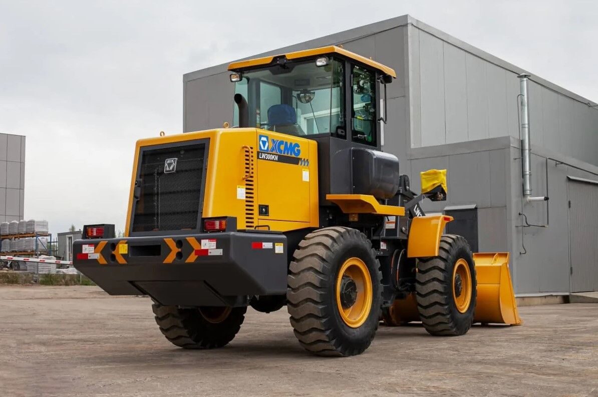 Фронтальный погрузчик XCMG LW300KN